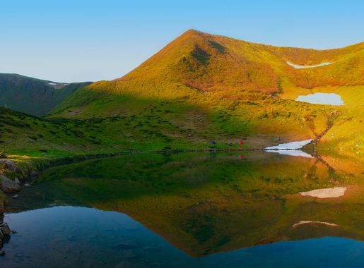 File:Озеро Ворожеське та Свидовецький хребет.jpg - Wikipedia