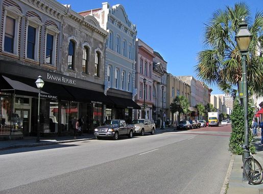 File:Charleston king street1.jpg - Wikimedia Commons