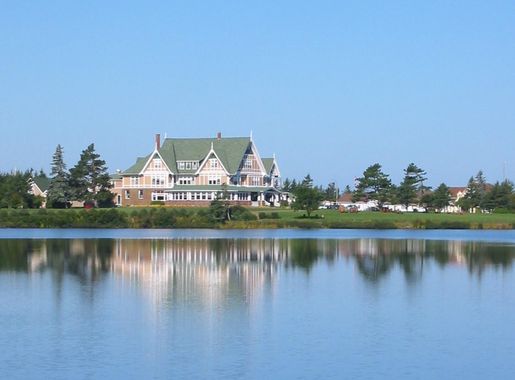 File:DalvayByTheSea.jpg - Wikimedia Commons