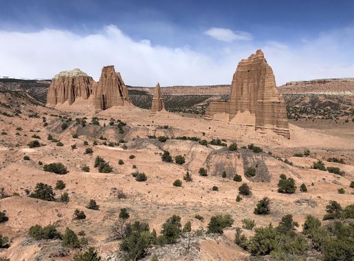 File:Cathedral Valley in Capitol Reef National Park.jpg - Wikipedia