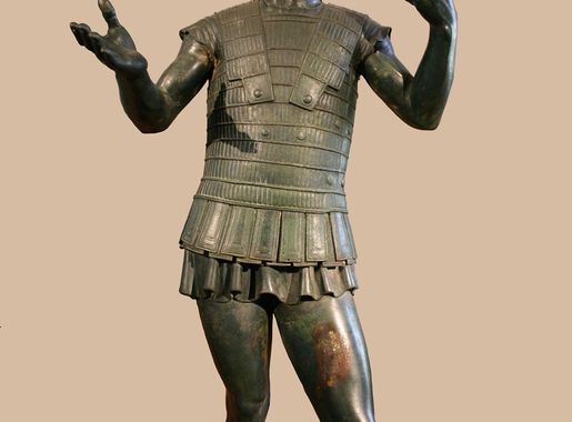 File:0 Mars de Todi - Museo Gregoriano Etruscano (1).JPG - Wikimedia Commons