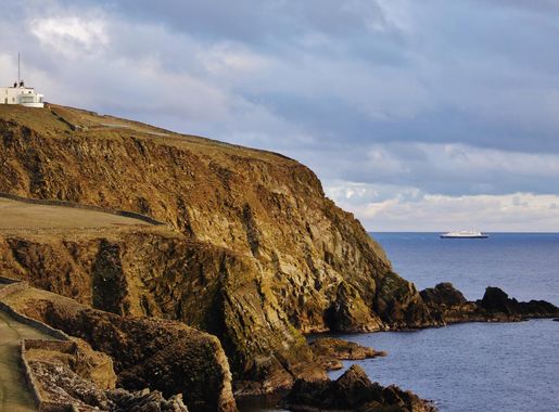 File:Astoria in Shetland (2).jpg - Wikimedia Commons
