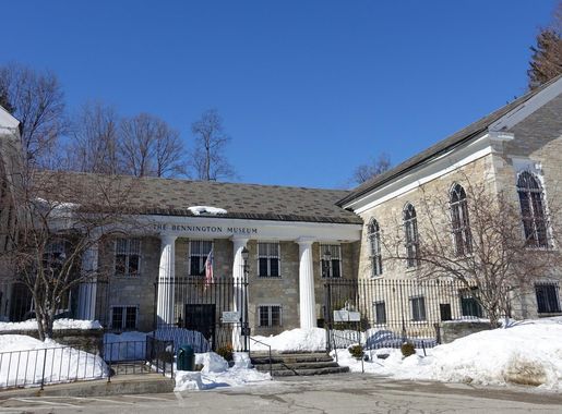 File:Bennington Museum - Bennington, VT - DSC08487.JPG - Wikimedia Commons