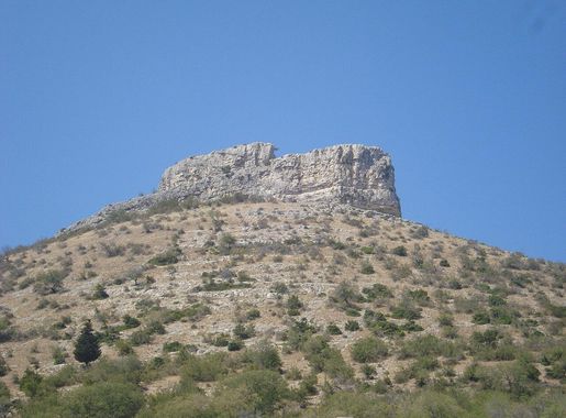 Datoteka:Utvrda Ostrovica (Croatia) - jug.JPG - Wikipedia