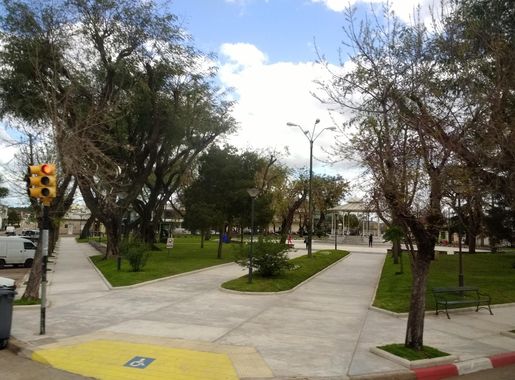 File:Plaza Rivera, Minas.jpg - Wikimedia Commons