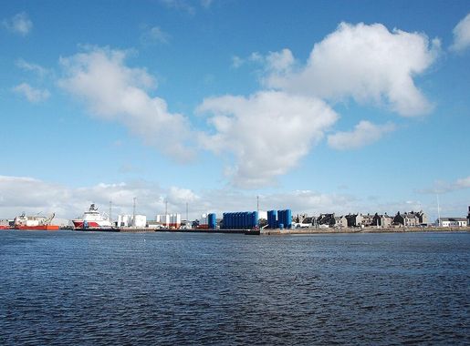 File:Clouds over Aberdeen Harbour - geograph.org.uk - 5167589.jpg -  Wikimedia Commons