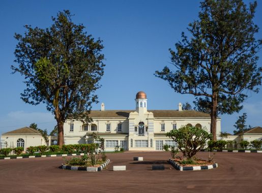 File:Kabaka Palace in Kampala.jpg - Wikipedia