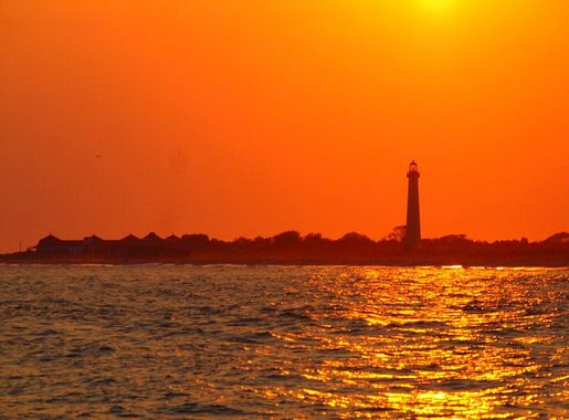File:Sunset Over the Cape May Lighthouse.JPG - Wikimedia Commons