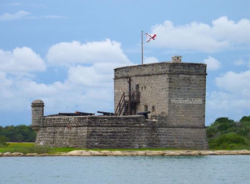 File:Fort Matanzas river view-2.jpg - Wikimedia Commons