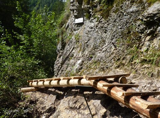 File:Slovenský ráj, Prielom Hornádu (21).JPG - Wikimedia Commons