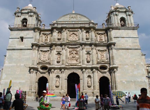 File:FacadeOaxCathedral.jpg - Wikimedia Commons
