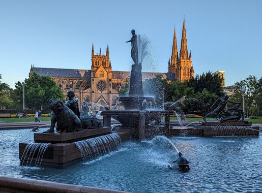 File:Archibald Memorial Fountain and St Mary's Cathedral, Hyde Park Sydney.jpg  - Wikimedia Commons