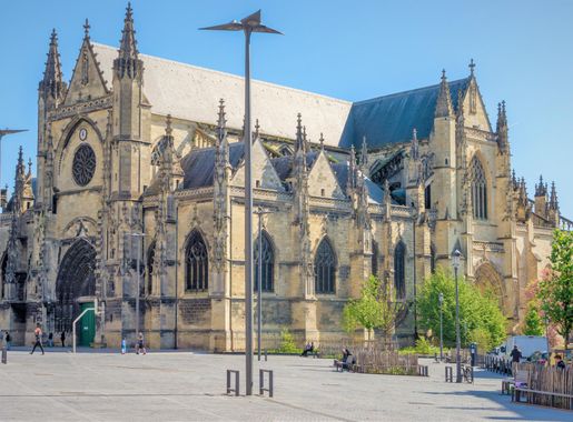 File:Bordeaux - Basilique Saint-Michel - Basilique.jpg - Wikimedia Commons