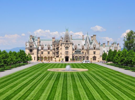 File:Biltmore Estate, 2012.jpg - Wikimedia Commons