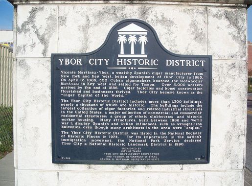 File:Tampa Ybor City hist dist plaque01.jpg - Wikimedia Commons