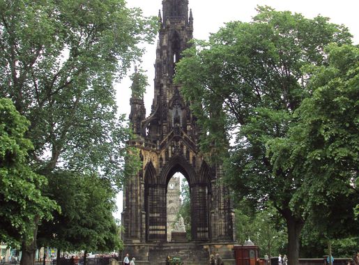 File:Gardens, Princes Street, Edinburgh - DSC06170.JPG - Wikipedia