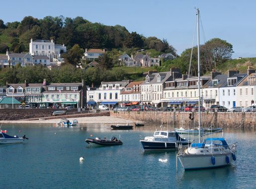 File:Gorey Harbour, St Martin, Jersey.JPG - Wikimedia Commons