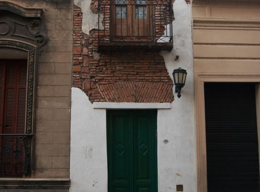 Archivo:Buenos Aires - San Telmo - La Casa Mínima.jpg - Wikipedia, la  enciclopedia libre