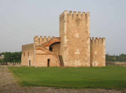 Archivo:Fortaleza Ozama.jpg - Wikipedia, la enciclopedia libre