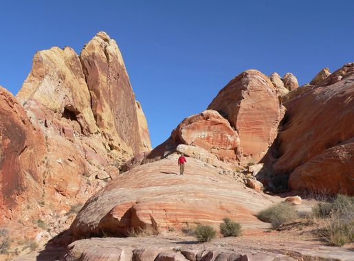 File:Valley of Fire White Domes area 3.jpg - Wikimedia Commons