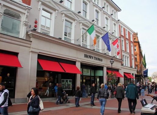 File:Dublin Grafton Street Brown Thomas 02.JPG - Wikimedia Commons