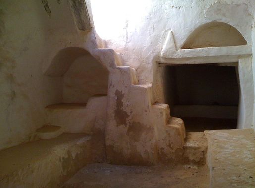 ملف:Libya Ghadames Old Town Inside of small dwelling.JPG - ويكيبيديا