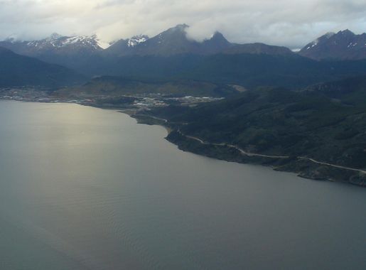 File:Beagle-Kanal Ushuaia.JPG - Wikipedia