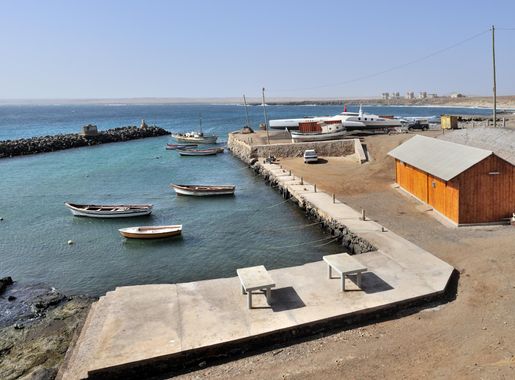 File:Cape Verde Sal Palmeira.jpg - Wikimedia Commons