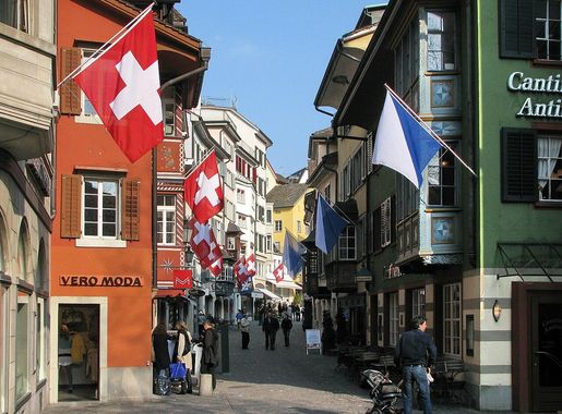 File:Zürich - Augustinergasse IMG 2046.JPG - Wikimedia Commons