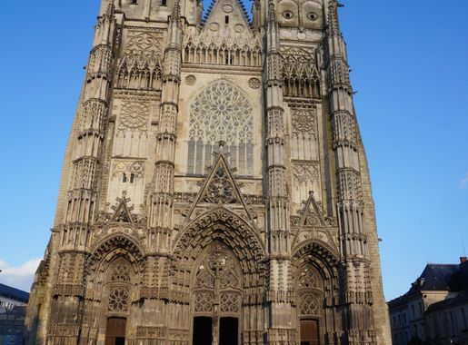 File:Cathédrale de Tours.JPG - Wikimedia Commons