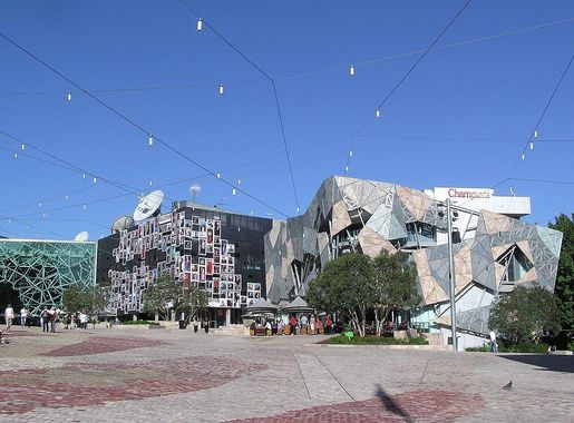 File:Federation Square, Melbourne.jpg - Wikimedia Commons
