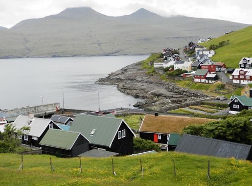 File:Kvivik Faroe Islands in July 2012.JPG - Wikipedia