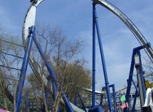 File:Afterburn (Carowinds) 02.JPG - Wikimedia Commons