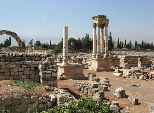 File:Anjar, Lebanon, Umayyad city.jpg - Wikipedia