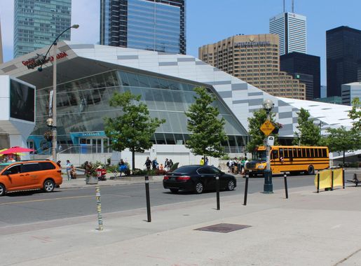 File:Ripley's Aquarium of Canada 2.jpg - Wikimedia Commons