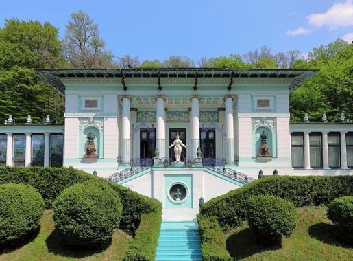 File:Penzing (Wien) - Otto-Wagner-Villa, Hüttelbergstraße 26 (1).JPG -  Wikimedia Commons