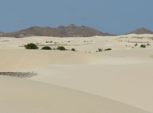 File:Cape verde boa vista deserto de viana 2048x1536px.jpg - Wikimedia  Commons