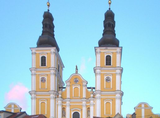 File:MariatrosterKirche2.jpg - Wikimedia Commons