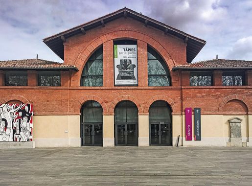 File:Les abattoirs - Musée d'art moderne de Toulouse.jpg - Wikipedia