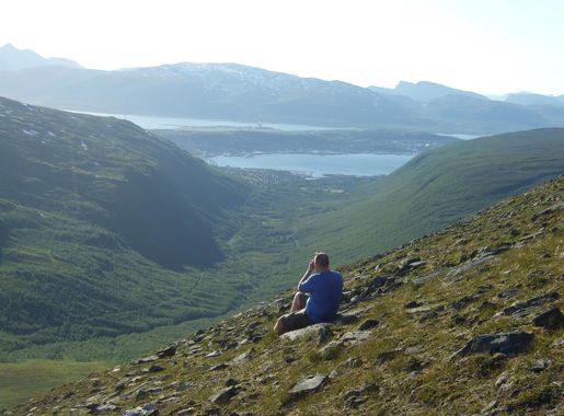 File:Tromsdalen fra Tromsdalstinden.jpg - Wikimedia Commons