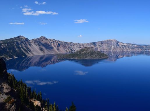 Scenic Landscape of Crater Lake National Park, Oregon image - Free stock  photo - Public Domain photo - CC0 Images