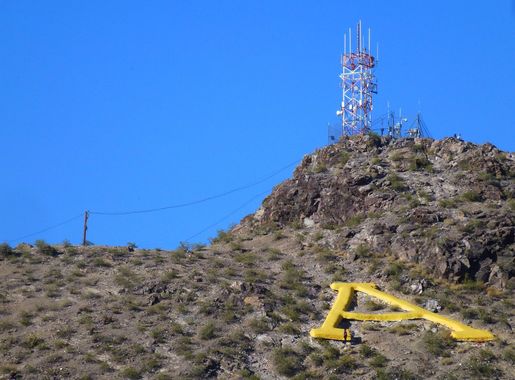 File:A Mountain, Hayden Butte, Tempe, AZ 2013 - panoramio.jpg - Wikimedia  Commons
