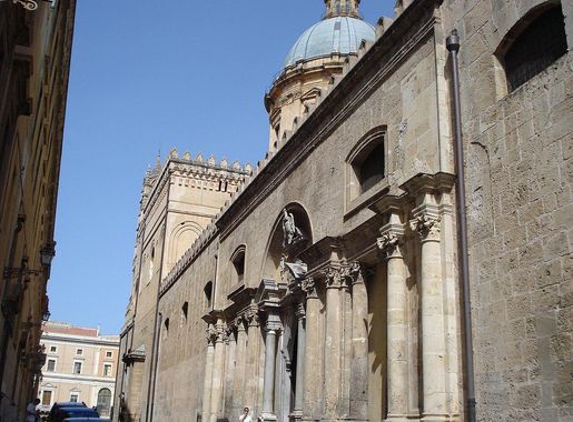 File:Northern facade (Palermo Cathedral).jpg - Wikipedia