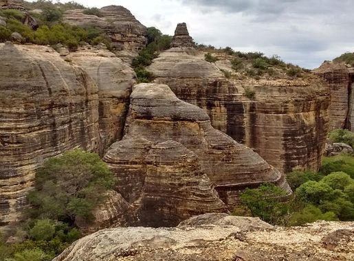 Ficheiro:Canion serra da capivara.jpg – Wikipédia, a enciclopédia livre