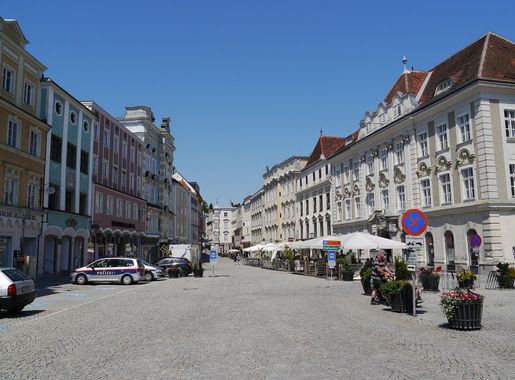 File:Steyr Altstadt 2.JPG - Wikimedia Commons