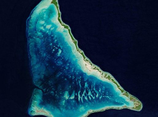File:Tarawa, Kiribati ESA22224800.jpeg - Wikimedia Commons