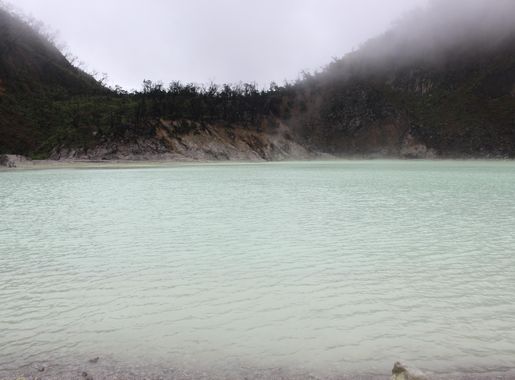 File:Kawah Putih Ciwidey.jpg - Wikimedia Commons