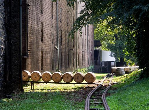 File:Woodford Reserve Distillery-27527-8.jpg - Wikipedia