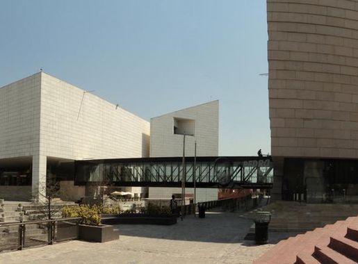 Archivo:Museo de Historia Mexicana y MUNE.jpg - Wikipedia, la enciclopedia  libre