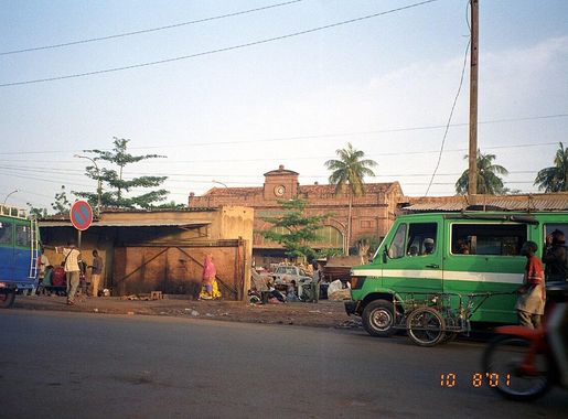 File:Bamako Train Station (6364786).jpg - Wikimedia Commons